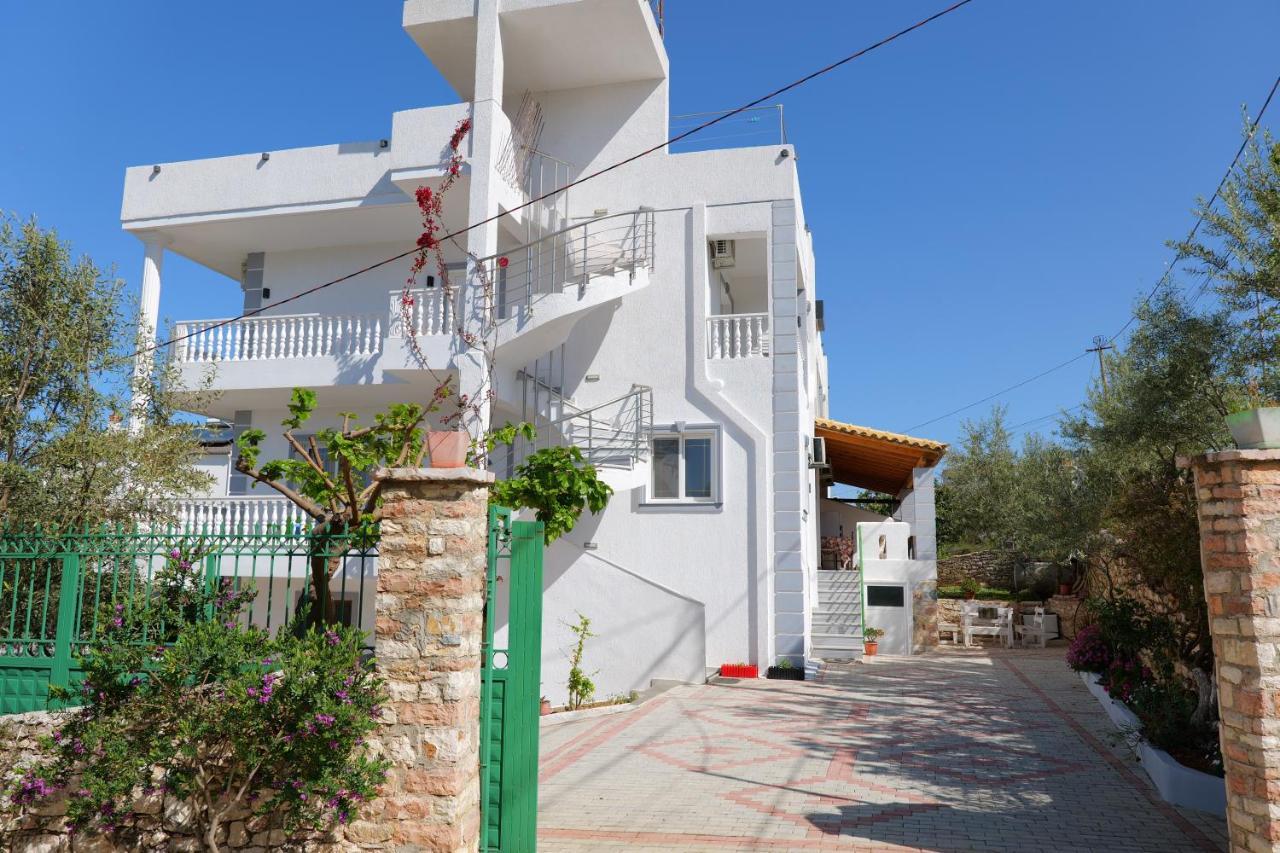 אפרטהוטל קסאמיל Vila Unique מראה חיצוני תמונה